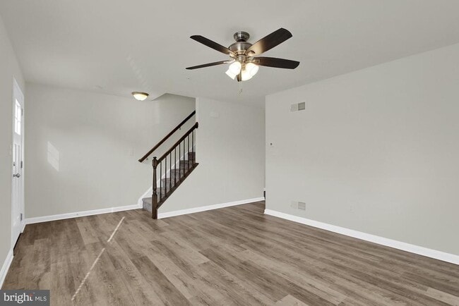 Building Photo - 10-30 Millrace Ct