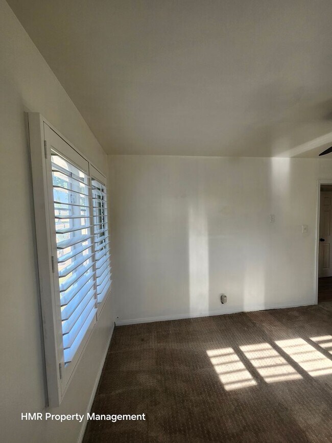 Building Photo - Newly Remodeled Home in Pomona