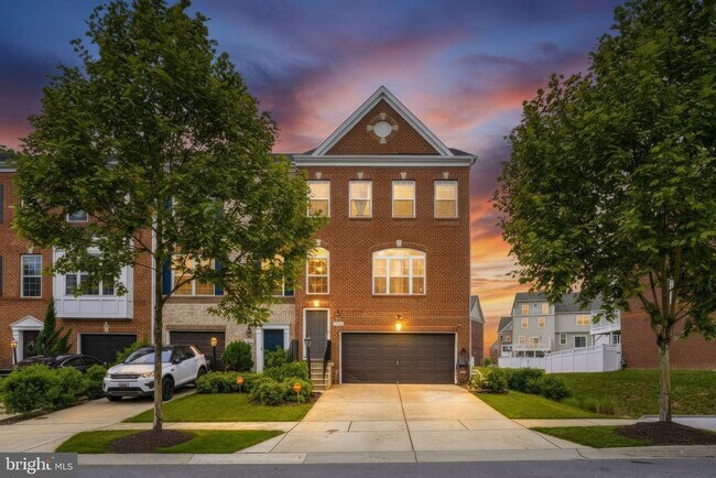 Building Photo - 5412 Spotswood Pl