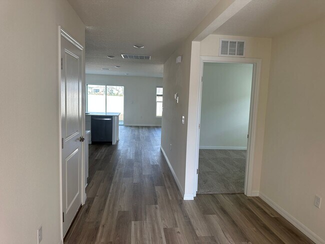 Building Photo - New Construction - Move In Special !!!  3 Bedroom 2 Bath Home in Wildwood