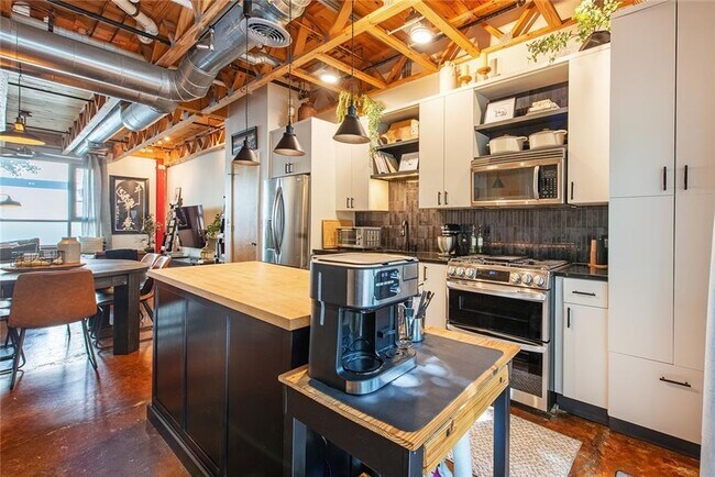 Building Photo - 1661 La France Street Northeast