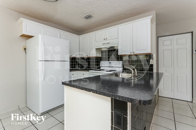 Building Photo - 5725 Boynton Cove Way