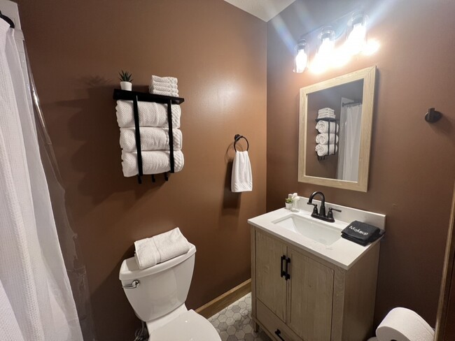 bathroom attached to primary room - 1203 E Edwards Ave