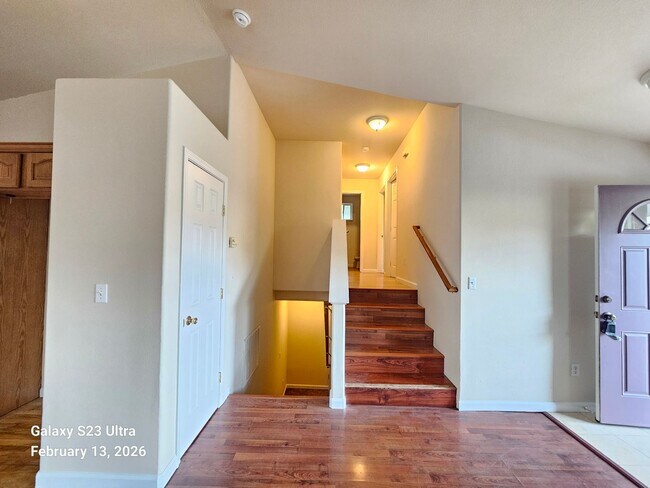 Building Photo - 13019creststreet.is4lease.com