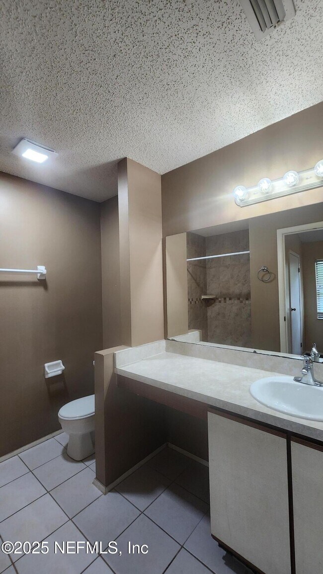 Building Photo - 9411 Genna Trace Trail