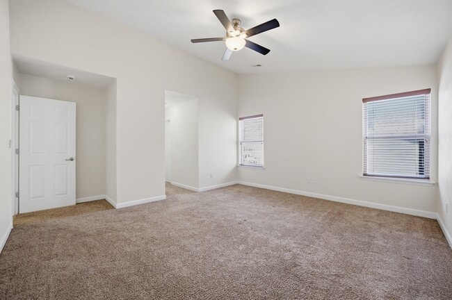 Building Photo - 5205 Pughsville Rd