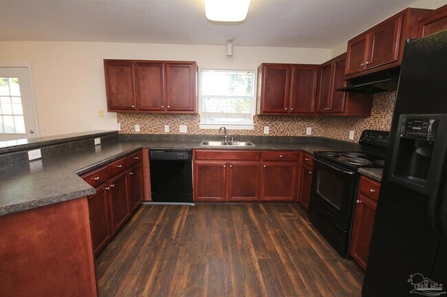Building Photo - 6361 Parakeet Trail