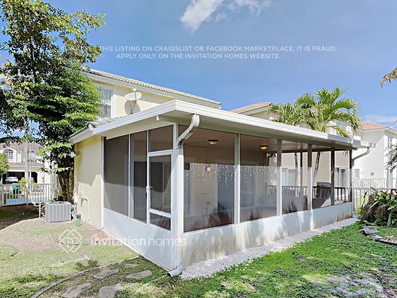 Building Photo - 10338 NW 7th St