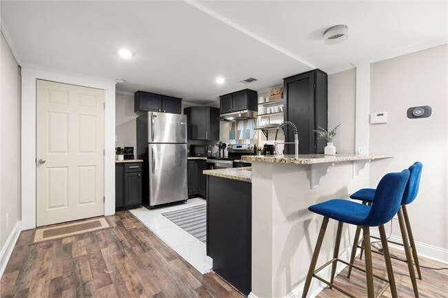 Building Photo - 153 Randolph St NE