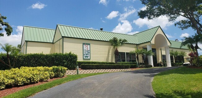 Building Photo - 4240 Gator Trace Ave