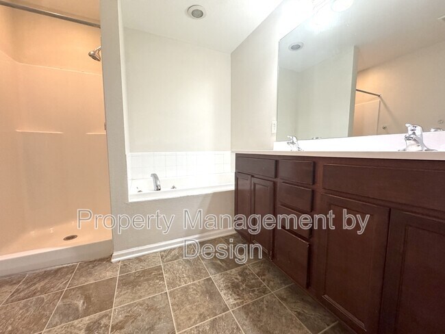 Building Photo - 8580 Rock Dr
