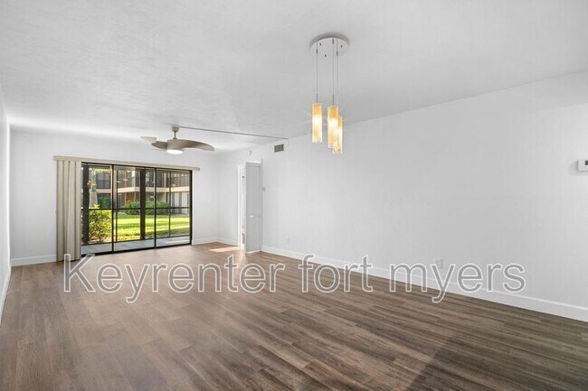 Building Photo - 15456 Admiralty Cir