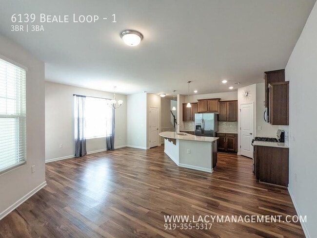 Building Photo - 6139 Beale Loop