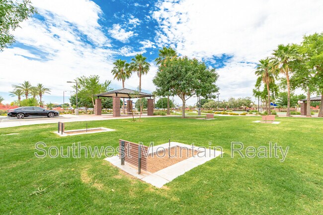 Building Photo - 41540 N Jacaranda Ct