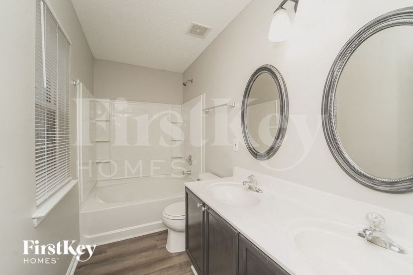 Building Photo - 3211 Irwin Valley Ct