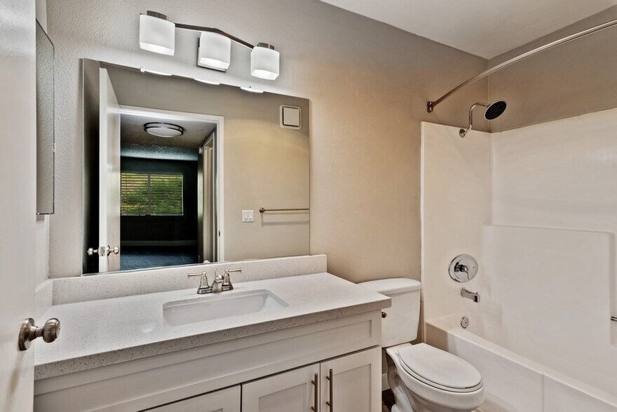 Presidio at Rancho Del Oro 4401 Mission Ave Oceanside CA 92057