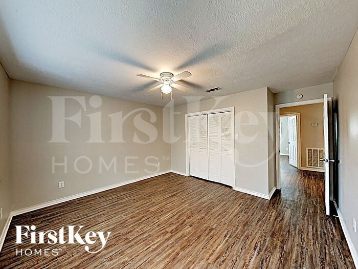 Building Photo - 6622 Autumn Flowers Dr