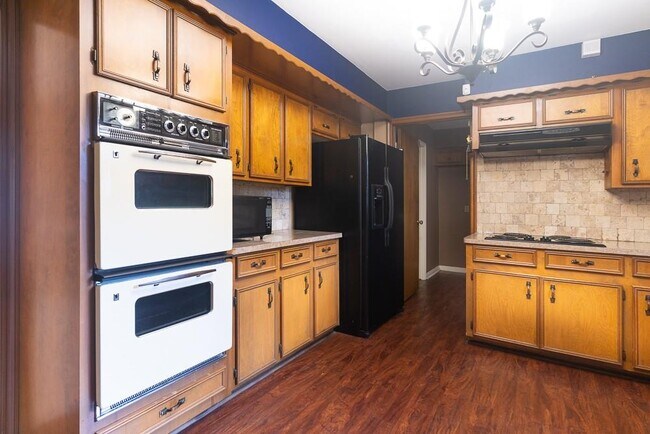 Building Photo - 12414 Gaylawood Dr