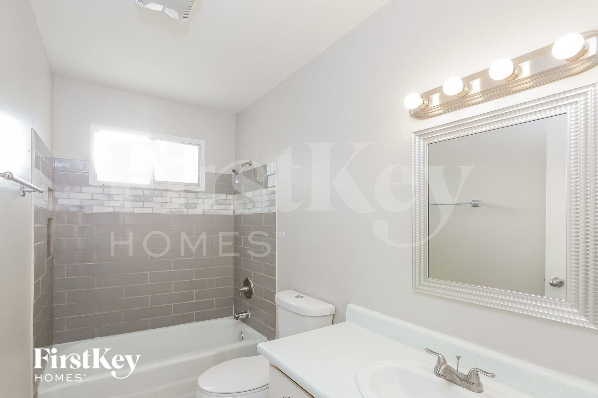 Building Photo - 1321 S Beck Ave