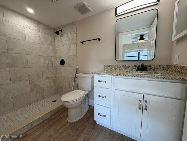 Building Photo - 5315 Summerlin Rd