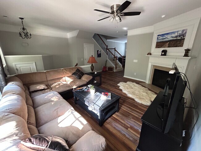 Building Photo - 1070 Drayton Ct