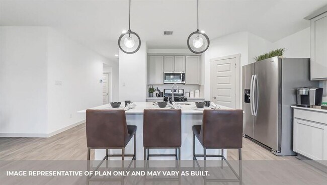 Building Photo - 7718 Cattleman Vly Dr