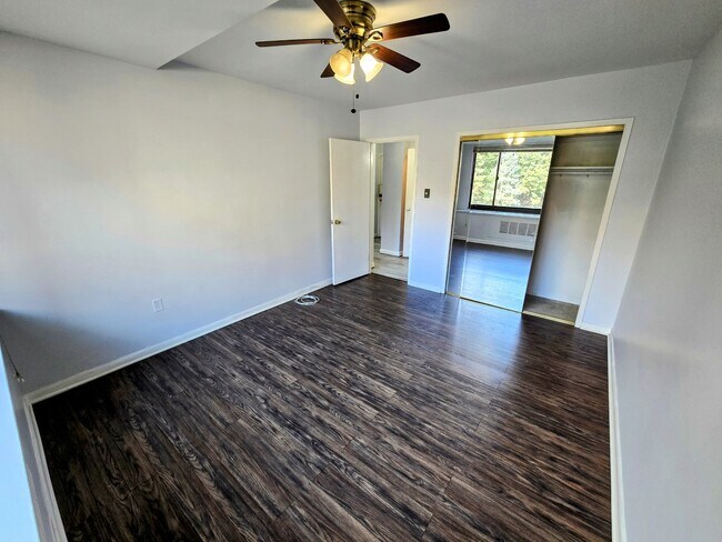 Bedroom - 1021 Arlington Blvd