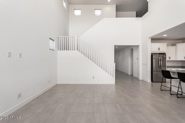 Building Photo - 8773 W Medlock Dr