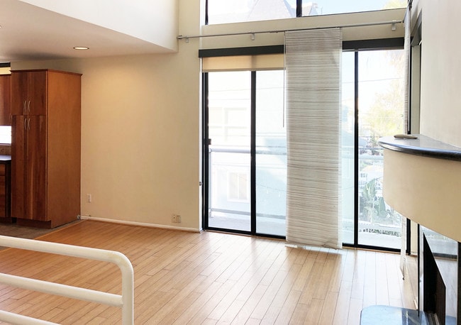 Building Photo - 1 Buccaneer St