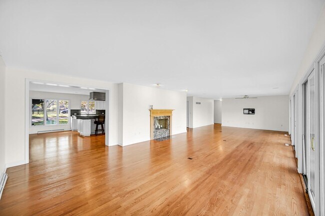 Building Photo - 6271 N 525 W