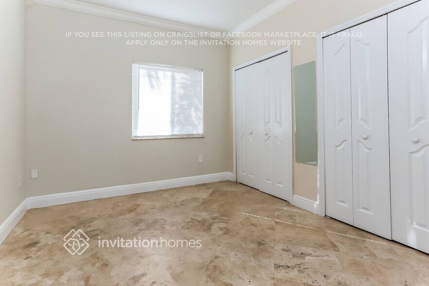 Building Photo - 4601 SW 164th Ct