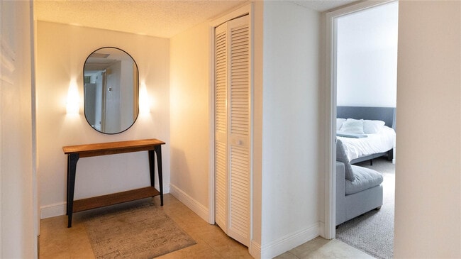 Building Photo - 3100 N Course Ln