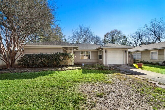 Primary Photo - 6213 Grape St