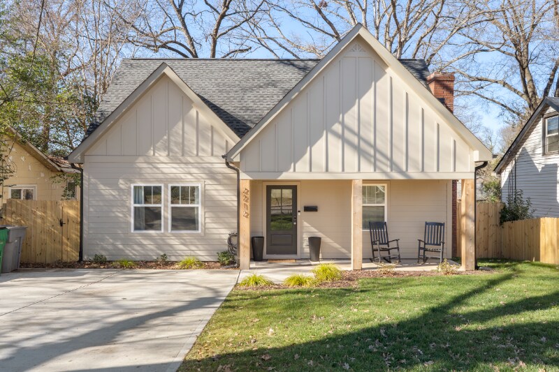 Building Photo - 2212 Weyland Ave