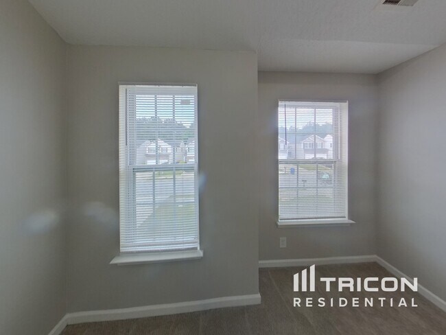 Building Photo - 6466 Splitpine Ct