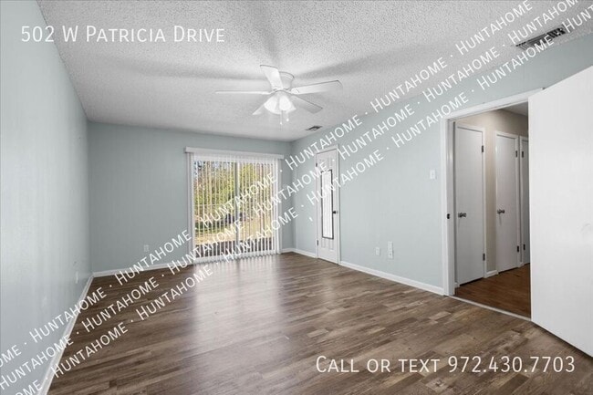 Building Photo - 502 W Patricia Dr