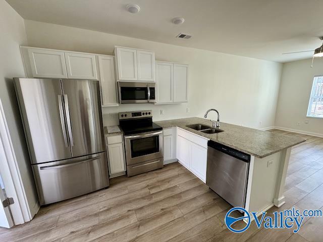 Building Photo - 418 Falls Pointe