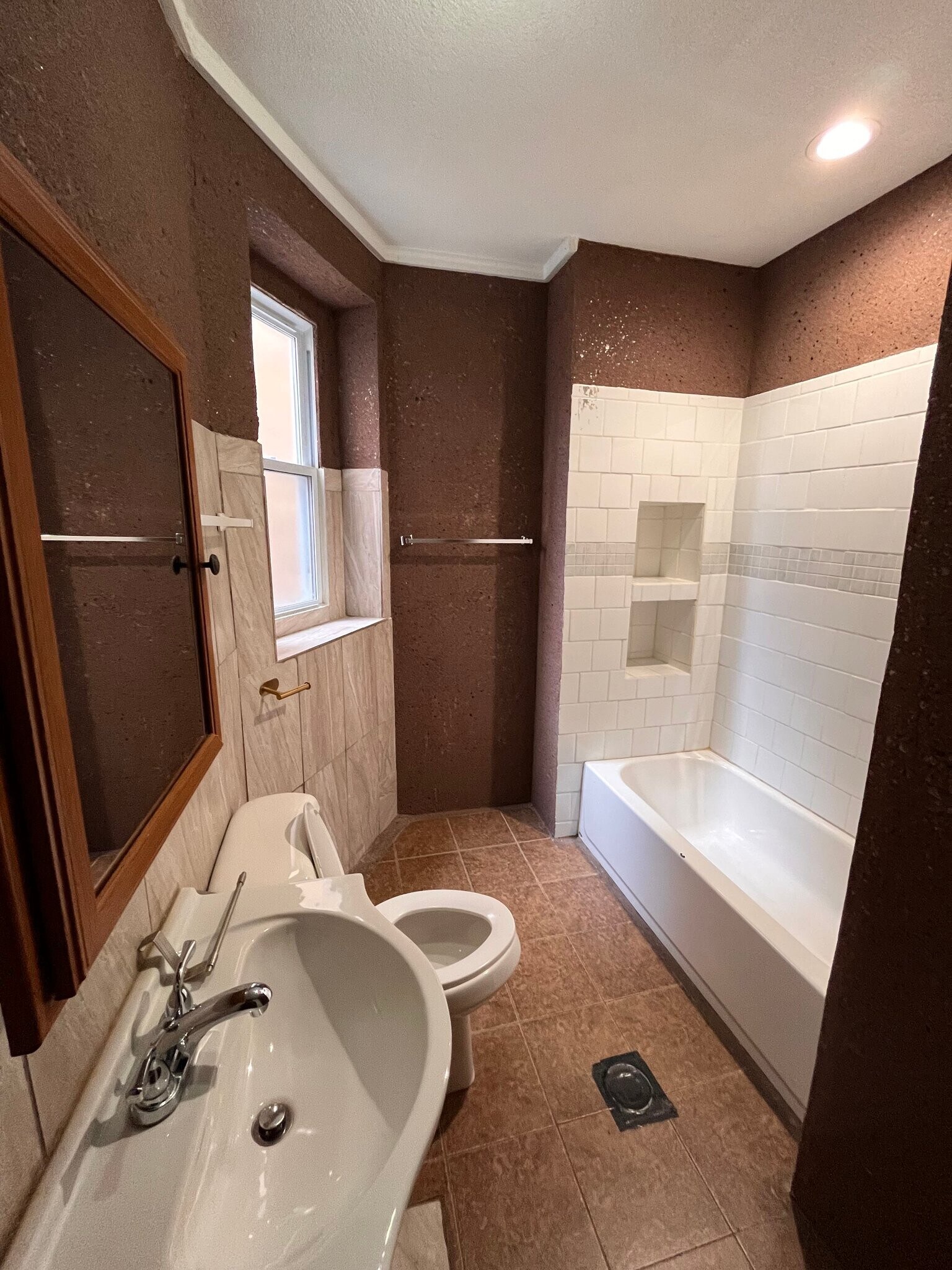 Building Photo - 5347-5353 W Belle Plaine Ave