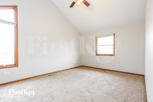Building Photo - 1119 Karen Dr