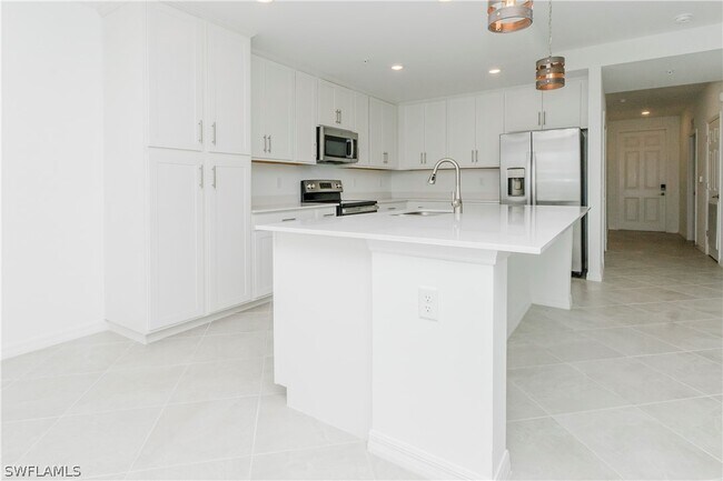 Building Photo - 43989 Boardwalk Loop