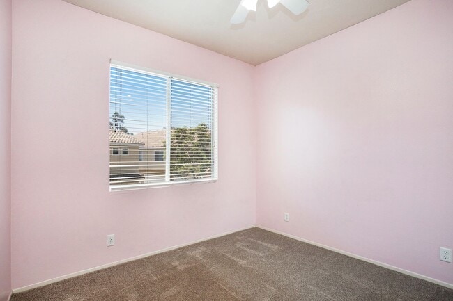 Building Photo - Portola Hills Bella Palermo - GORGEOUS 3 B...