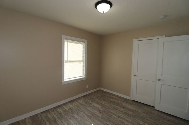 Building Photo - Spacious Home for rent!