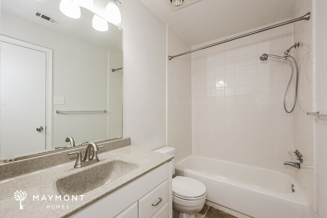 Building Photo - 105 Caprock Dr