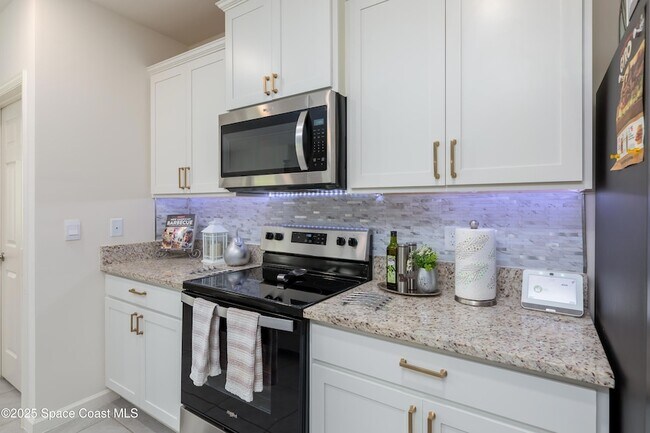 Building Photo - 843 Remington Green Dr SE