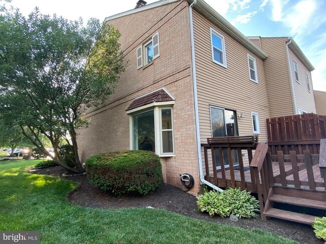 Building Photo - 4001 Brandywine Ct