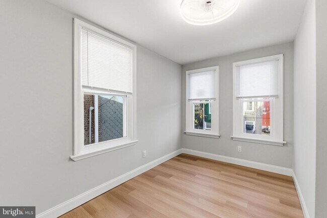 Building Photo - 2125 N 28th St