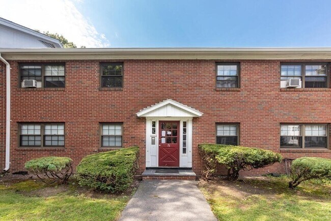 Building Photo - 76 Renwick Rd