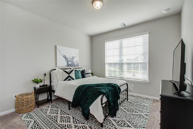 Building Photo - 7606 Cottonwood Falls Dr