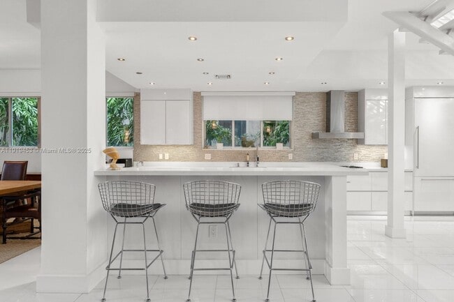 Building Photo - 3861 Kumquat Ave