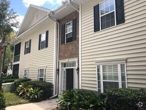 Building Photo - 2 Bedroom 2 Bath Condo in Radcliffe Place ...